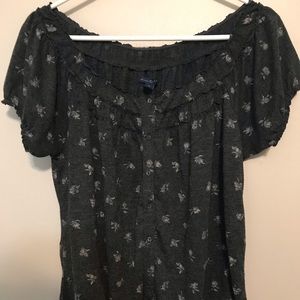 American Eagle Charcoal Gray Floral Top